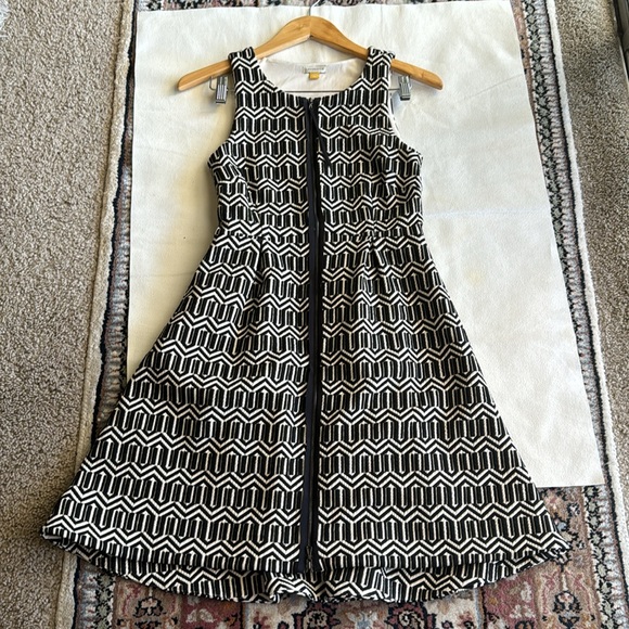 ANTHROPOLOGIE Leifsdottir Tonnelle Zip Front Dress Textured Sleeveless Size 4 - Picture 2 of 16